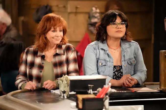 Reba's New Sitcom Is Official — What Is 'Happy's Place' About?