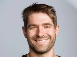 Kelp Crab Cakes, Korean BBQ Bowls, and More Vegan Food News of the Week