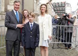 Prinz louis feiert am heutigen 23. Grossherzogliche Familie Prinz Gabriel Empfangt Die Kommunion Gabriel Kommunion Prinzessin