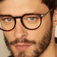 Fredi Morales's Instagram, Twitter & Facebook