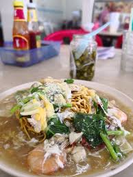 Iced hainanese coffee @ rm 3.50 their hainanese coffee and tea and two top sellers here. Yik Mun Restaurant Tanjung Malim Restaurant Review Gusghani