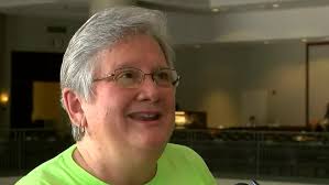 Southern Baptists, meeting in New Orleans, maintain bar of megachurch that  ordained women pastors