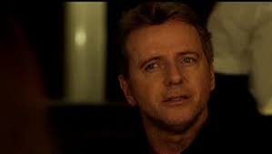 Amazon.com: Sarah's Key : Kristin Scott Thomas, Niels Arestrup, Melusine  Mayance, Frederic Pierrot, Aidan Quinn, Gilles Paquet-Brenner: Movies & TV