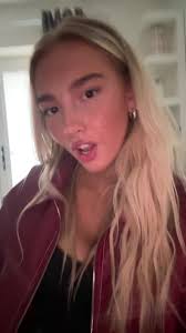 mia.johns (@mia.johns)