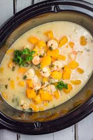 Just dump the ingredients in the slow cooker, toss in the shrimp a few minutes before serving and voila! Slow Cooker Shrimp Butternut Squash Chowder
