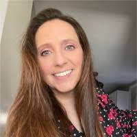 Kaitlin Lynott's Instagram, Twitter & Facebook