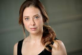 Biography author matching "robyn" (Sorted by A-Z Ascending)