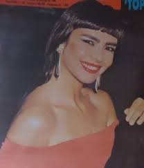 After visiting a pai, he decides to imitate him and begins working as a mystic healer called el manosanta. Susana Romero Actress Wikipedia