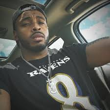 The St. Louis cardinals ain't doing too good…. But I'm 16 chapters in and  this is pretty dang good lol. Why aint yall tell me? Yall read this? Ima  read the perfect