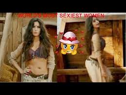 Katrina kaif hot seductive walk and navel show - hot actress video -  YouTube - YouTube