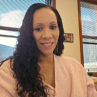 Lauren Doolittle's Instagram, Twitter & Facebook