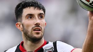 Danny Amos & Jordan Cropper: Grimsby Town defenders sign new one-year deals 