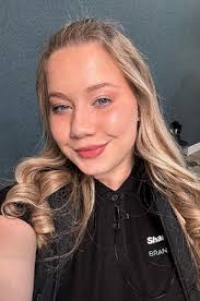 How do you balance university and part-time work, and how can you transfer  skills into the legal world?