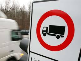 Welche fahrverbote gibt es in österreich? Freilassing Lkw Fahrverbot In Osterreich Am Mittwoch 08 12 2010 Deutschland