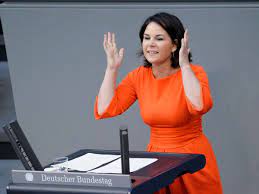 Annalena baerbock ist die grüne kanzlerkandidatin zur bundestagswahl 2021. Coiwfg6t34johm