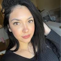 Jacqueline Skinner's Instagram, Twitter & Facebook