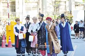Stylized as monsta x) is a south korean boy group formed through the reality survival program no.mercy by starship entertainment.the group is currently composed of six members: 150918 Music Bank Monsta X Dressed Up In Korean Traditional Hanbok Kpopmap