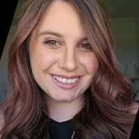 Shelby Thacker's Instagram, Twitter & Facebook