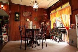 Set kursi tamu sofa ukir emas jok merah. Ruang Tamu Orang Kampung Home Decor Home Decor