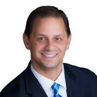 Elaine Kloss's Instagram, Twitter & Facebook