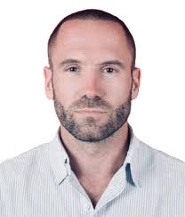 Toby Sutton's Instagram, Twitter & Facebook