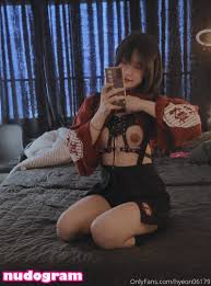 Get lost in Merudomu's seductive world