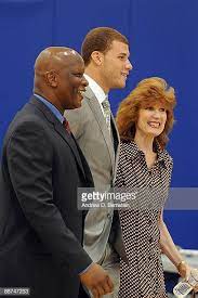 He played college basketball for the oklahoma sooners, when he was named the consensus national player of the year as a sophomore. The Los Angeles Clippers Number One Draft Pick Blake Griffin And Los Angeles Clippers Blake Griffin Number One