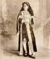 Old Indian Photos Mughal Women Vintage India