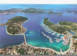 Озеро глаз дракона в хорватии. Pansion Danijela Rogoznica Croatia Booking Com