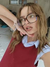 Camille Lawler's Instagram, Twitter & Facebook