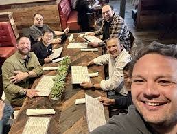 Alex Esteves's Instagram, Twitter & Facebook