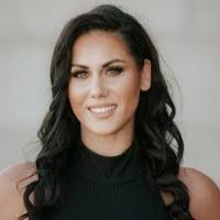 Stephanie Angell's Instagram, Twitter & Facebook