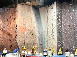 Jacksonville Fun For Kids The Edge Rock Gym Jacksonville Beach Moms Beach Mom Jacksonville Beach Indoor Rock Climbing
