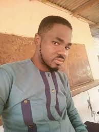 I learned a lady once kpaid in his hotel room and he got detained I googled  and this is what I saw. I'm speechless! Source is Daily post newspapers.  Never heard of