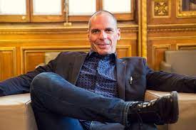 Wer glaubt, die politik des leeren stuhls wäre zielführend, muss sich auch die frage gefallen lassen, ob er diesen stuhl die letzten jahre überhaupt angemessen besetzen konnte. Varoufakis Macron Sollte Politik Des Leeren Stuhls Verfolgen Euractiv De