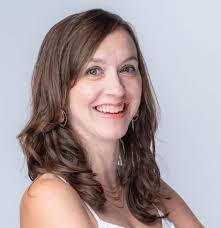 Erin Seale's Instagram, Twitter & Facebook