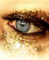 Sooo Much Glitttter Eyes Gold Eyes Beautiful Eyes