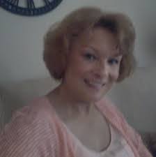 What is the best small dog groomer in Florence for care and quality?