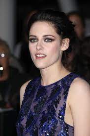 Watch this kristen stewart video, kristen stewart twilight: Kristen Stewart Photos Photos Stars At The Breaking Dawn Premiere Kristen Stewart Twilight Kristen Stewart Actress Kristen Stewart