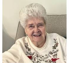 Doreen Mclean's Instagram, Twitter & Facebook