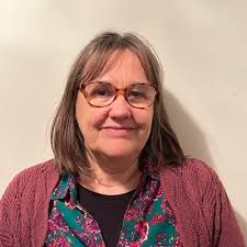 Fiona Glover (@fbl_77)