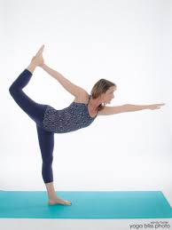 Standing Bow Pose Dandayamana Dhanurasana Bow Pose Yoga Photography Poses