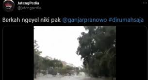 Siang hari ini (17/2), kepala dinas kesehatan provinsi jawa tengah mendampingi gubernur @ganjar_pranowo dalam peninjauan lokasi pengungsian warga terdampak banjir di gedung aula kecamatan pekalongan barat & daerah. Terjebak Banjir Karena Tak Ikuti Anjuran Ganjar Pria Ini Minta Ampun Suara Jogja