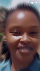 #CapCut the rate at which you guys be viewing my profile is crazy 😂.#love  you fam❤️🥰