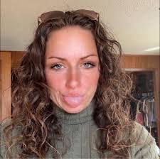 Tabatha Lynn's Instagram, Twitter & Facebook