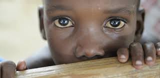 Te dan unas monedas y te dejan embarazada': 265 historias de niños  haitianos abandonados por sus padres, los Cascos Azules