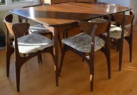 Solid beech walnut with expert advice as well as the talent and ability to customize your selections. Deilcraft Dining Table And 6 Chairs Mcm Mid Century Modern Classifieds For Jobs Rentals Cars Furniture And Free Stuff