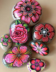 Galets Peints Fleurs Tons Rouges Rock Painting Flowers Rock Painting Tutorial Stone Art Painting