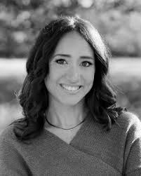 Valerie Depa's Instagram, Twitter & Facebook