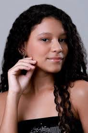 Deborah Morelli's Instagram, Twitter & Facebook